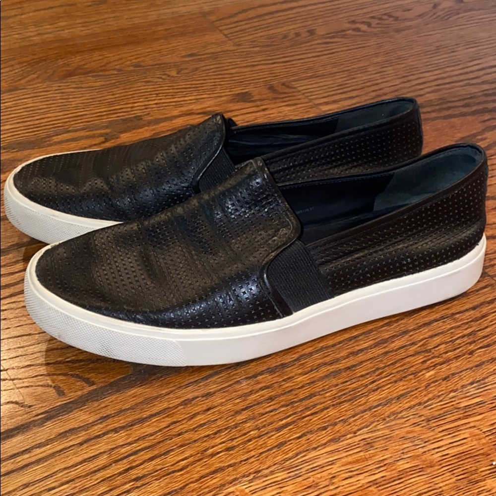 Vince Blair Slip-On Sneaker Black Leather